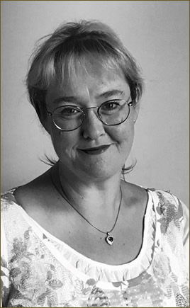 adele_profile_photo_bw